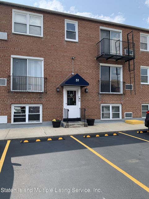 Photo of 51 Vera Street #F, Staten Island, NY 10305 (MLS # 1162683)