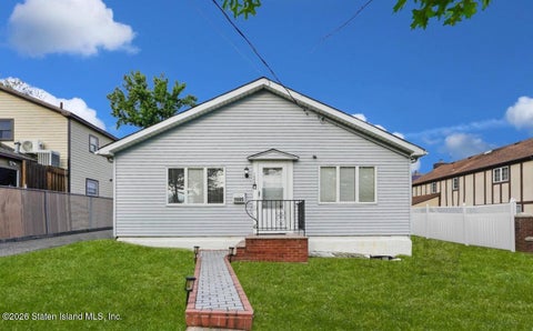 Photo of 1685 Arden Avenue, Staten Island, NY 10312 (MLS # 2602931)