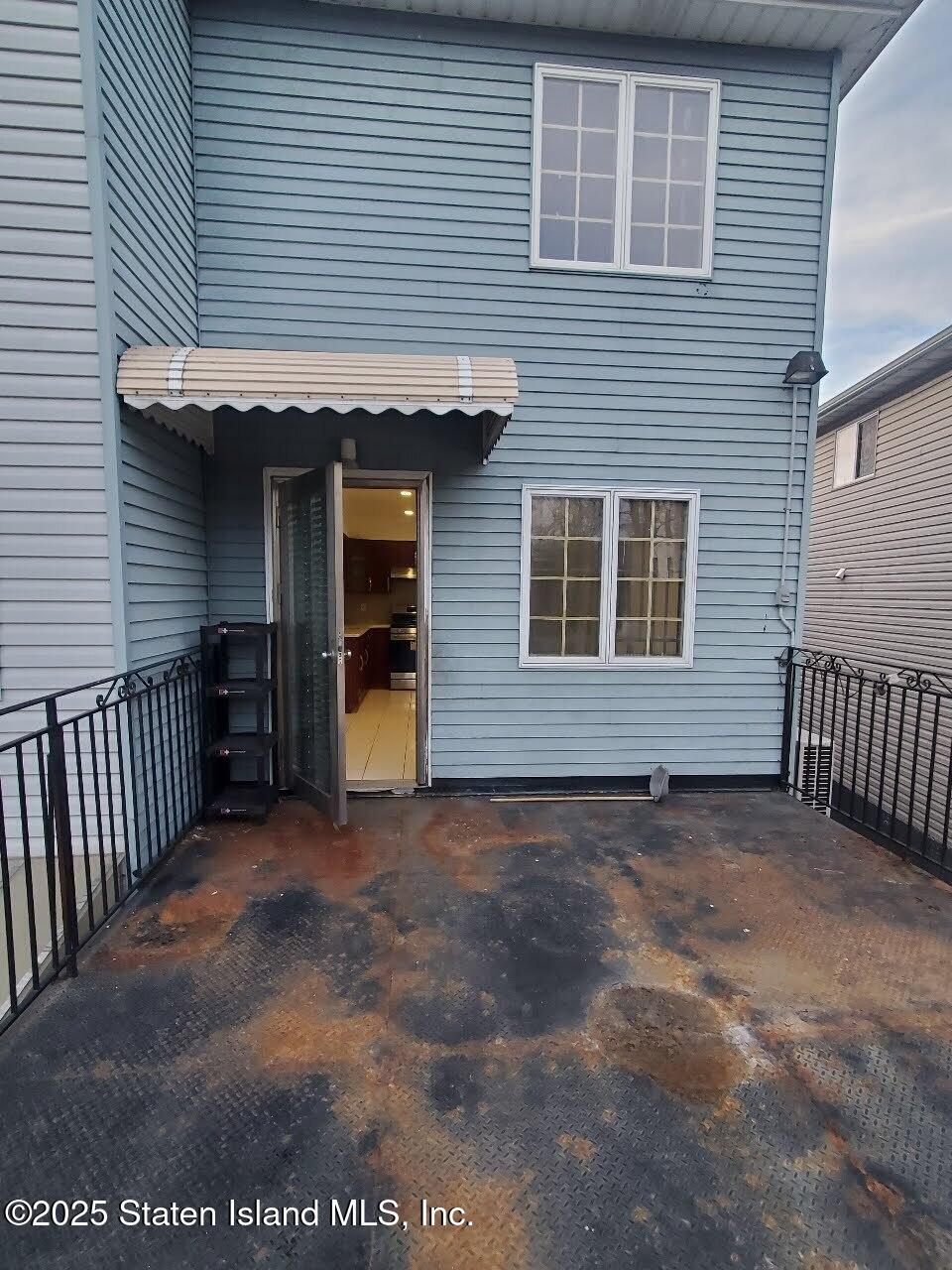 16 St Johns Avenue, Staten Island, New York image 2