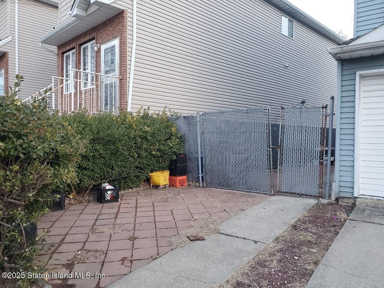 16 St Johns Avenue, Staten Island, New York image 18