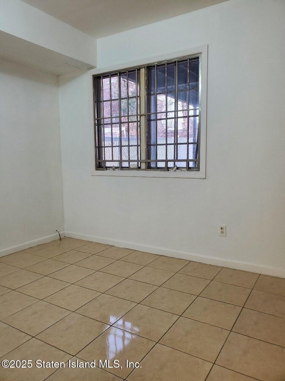 16 St Johns Avenue, Staten Island, New York image 14