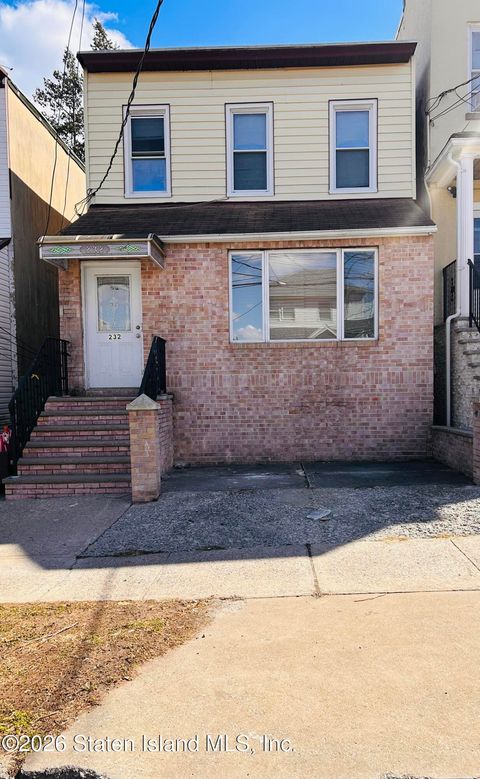 Photo of 232 Hylan Boulevard, Staten Island, NY 10305 (MLS # 2601422)