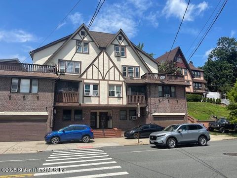 Photo of 24012407 Richmond Road, Staten Island, NY 10306 (MLS # 2504575)