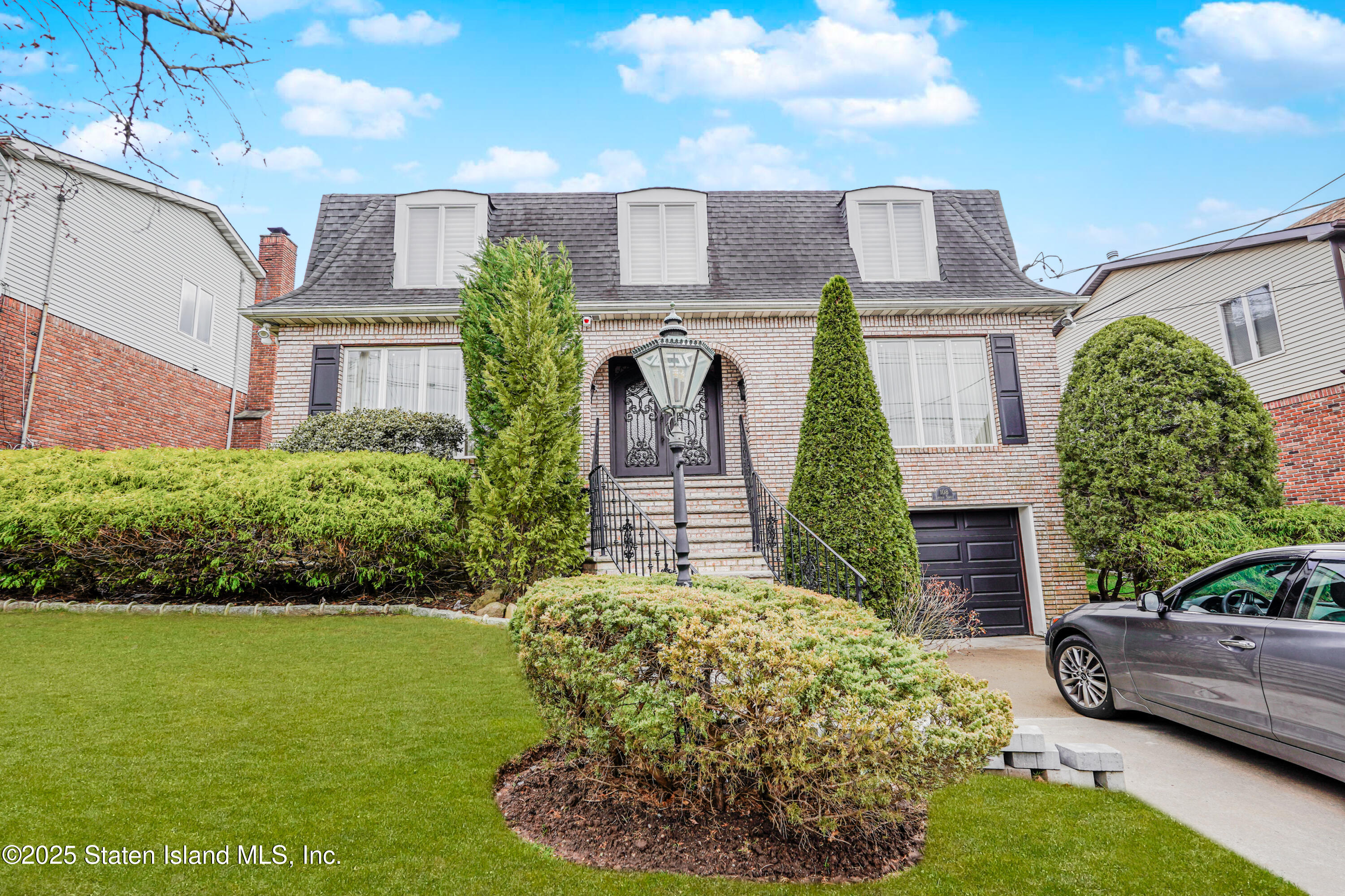 108 Lincoln Street, Staten Island, New York image 2