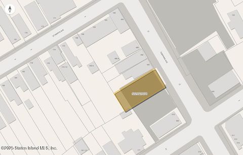 Photo of 0 Tompkins Avenue, Staten Island, NY 10305 (MLS # 2504803)