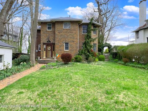 83 Harbor View Place, Staten Island, NY 10305 - MLS#: 2401921