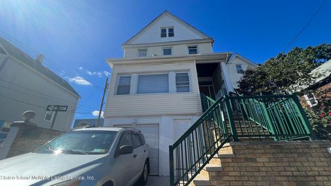 Photo of 18 Ormond Place, Staten Island, NY 10305 (MLS # 1158073)