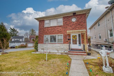 Photo of 4 Walters Avenue, Staten Island, NY 10301 (MLS # 1161007)