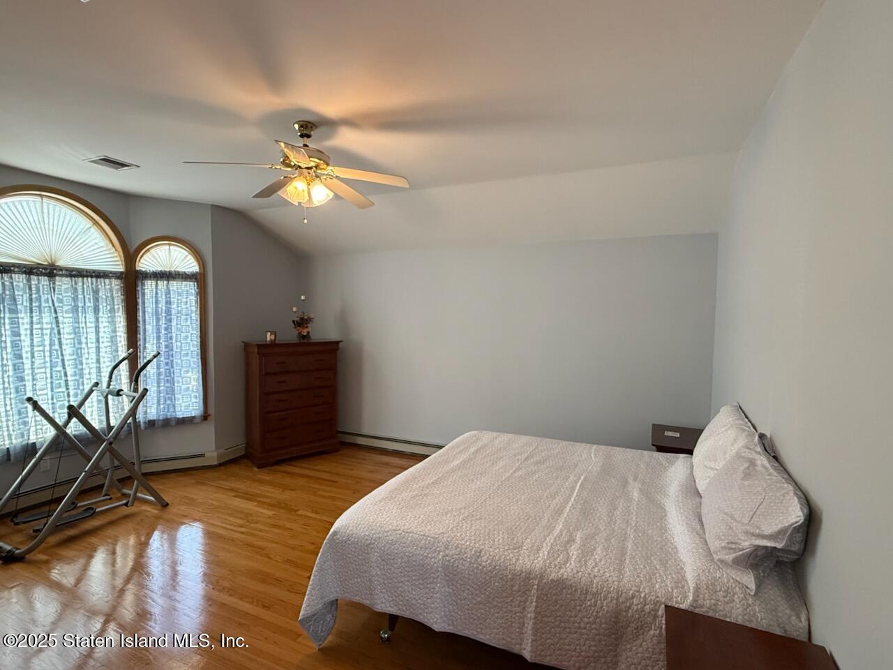 179 Hickory Avenue, Staten Island, New York image 14
