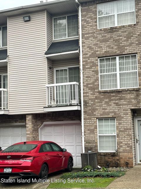 Photo of 365 Hylan Boulevard #A, Staten Island, NY 10305 (MLS # 1161768)