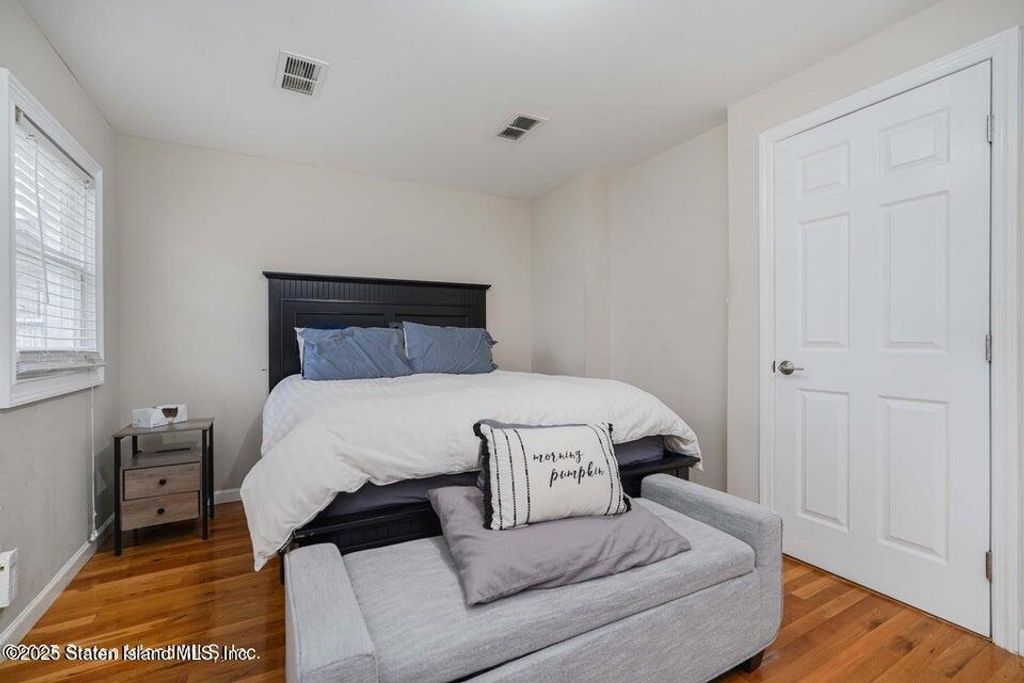 Photo of 192 Bathgate Street, Staten Island, NY 10312 (MLS # 2506569)