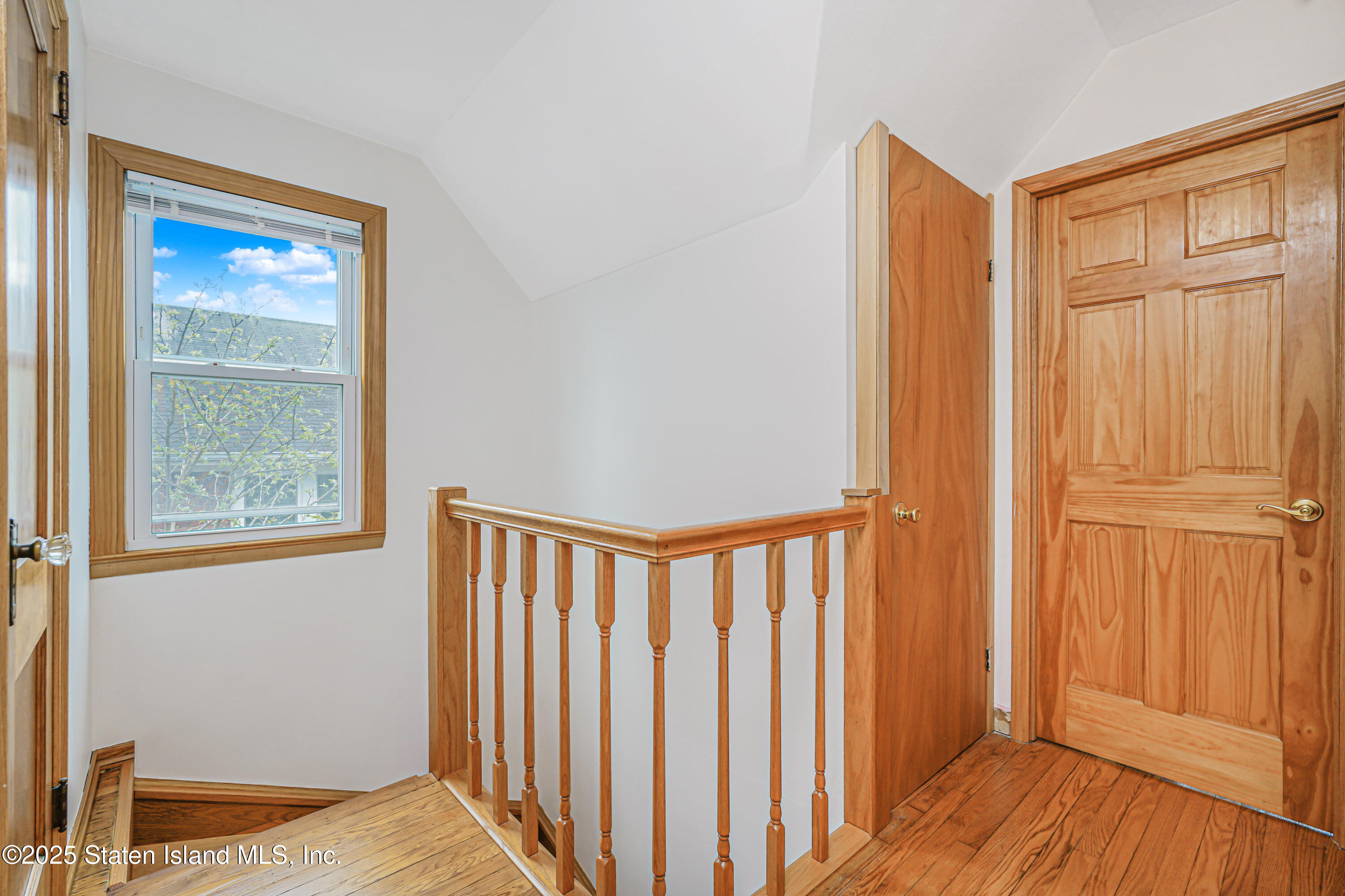 118 Van Cortlandt Avenue, Staten Island, New York image 18