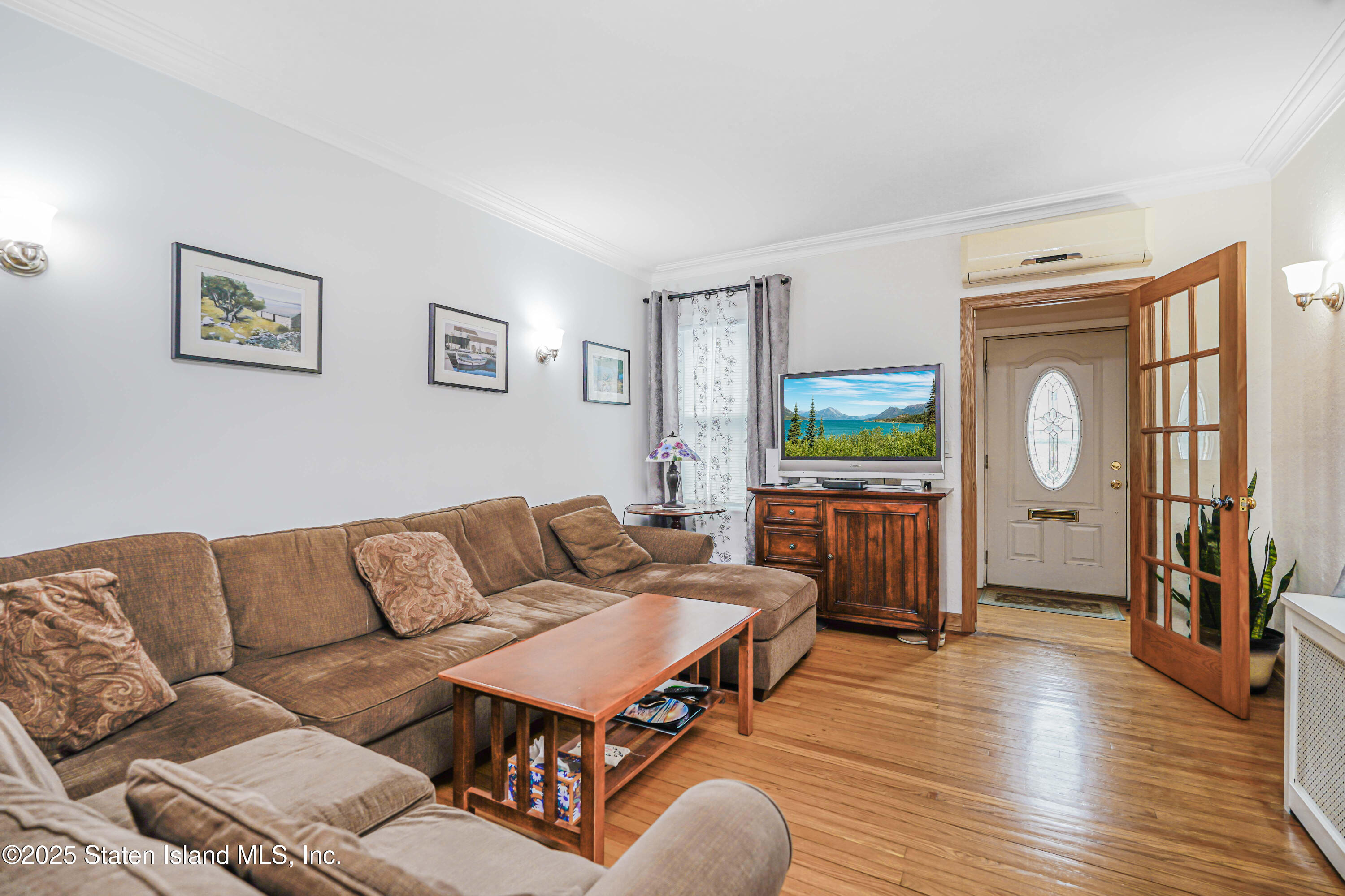 118 Van Cortlandt Avenue, Staten Island, New York image 9