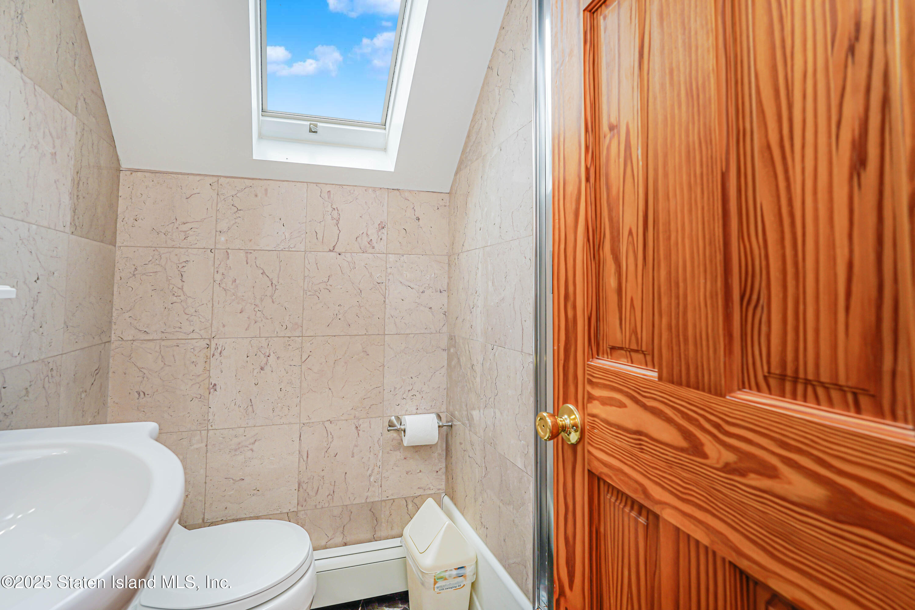 118 Van Cortlandt Avenue, Staten Island, New York image 30