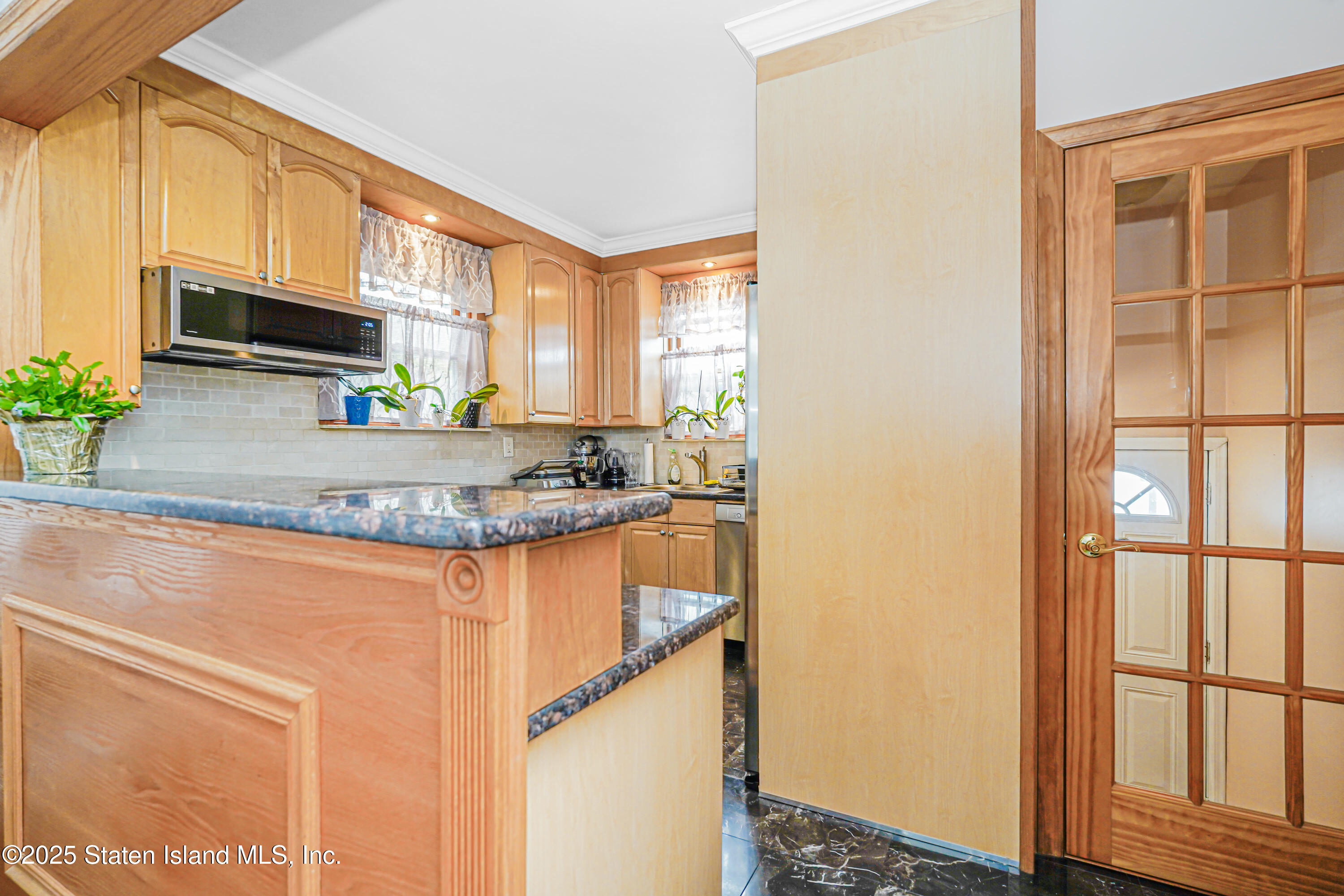 118 Van Cortlandt Avenue, Staten Island, New York image 12