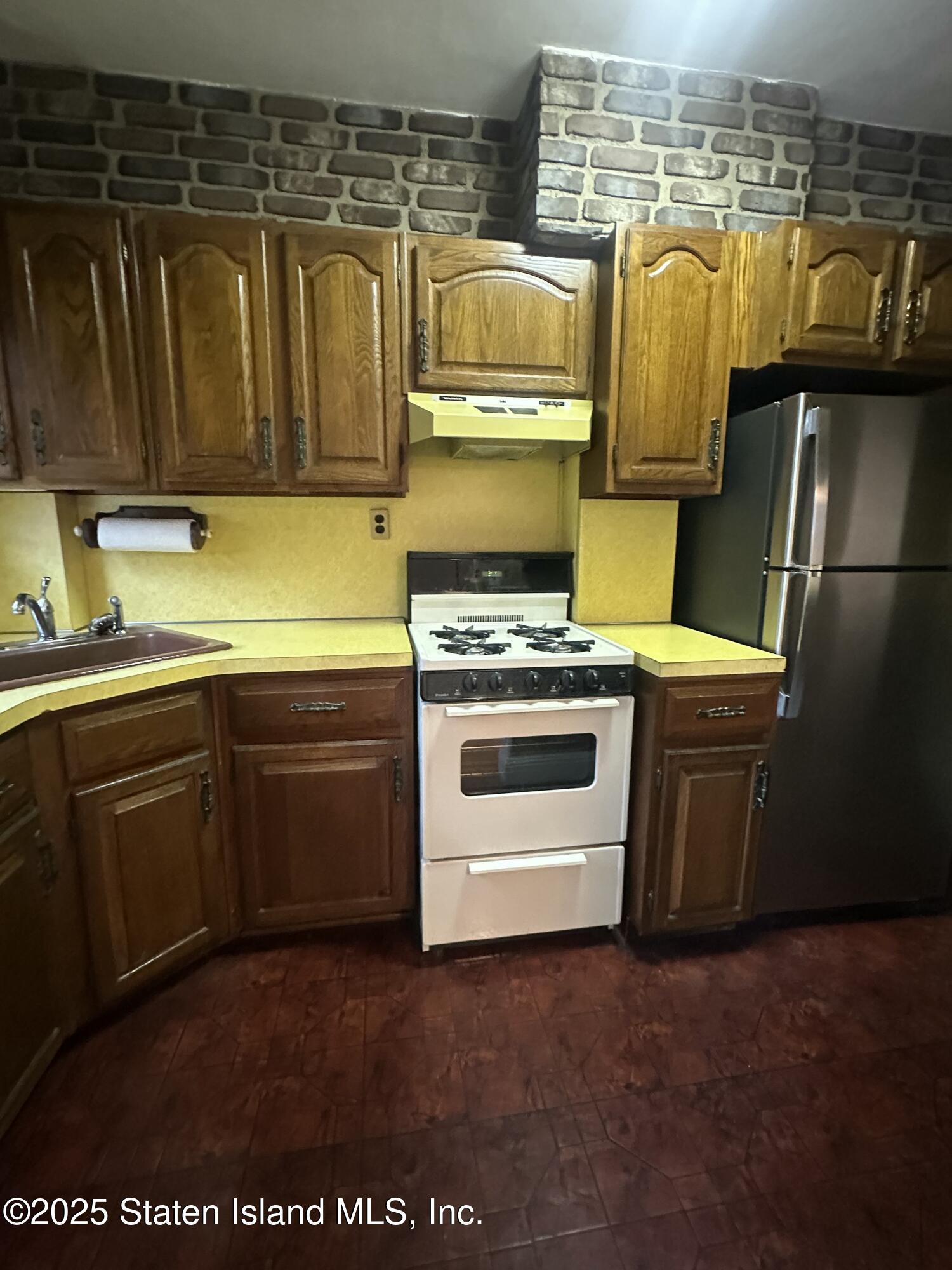 2117 Gerritsen Avenue, Brooklyn, New York image 10