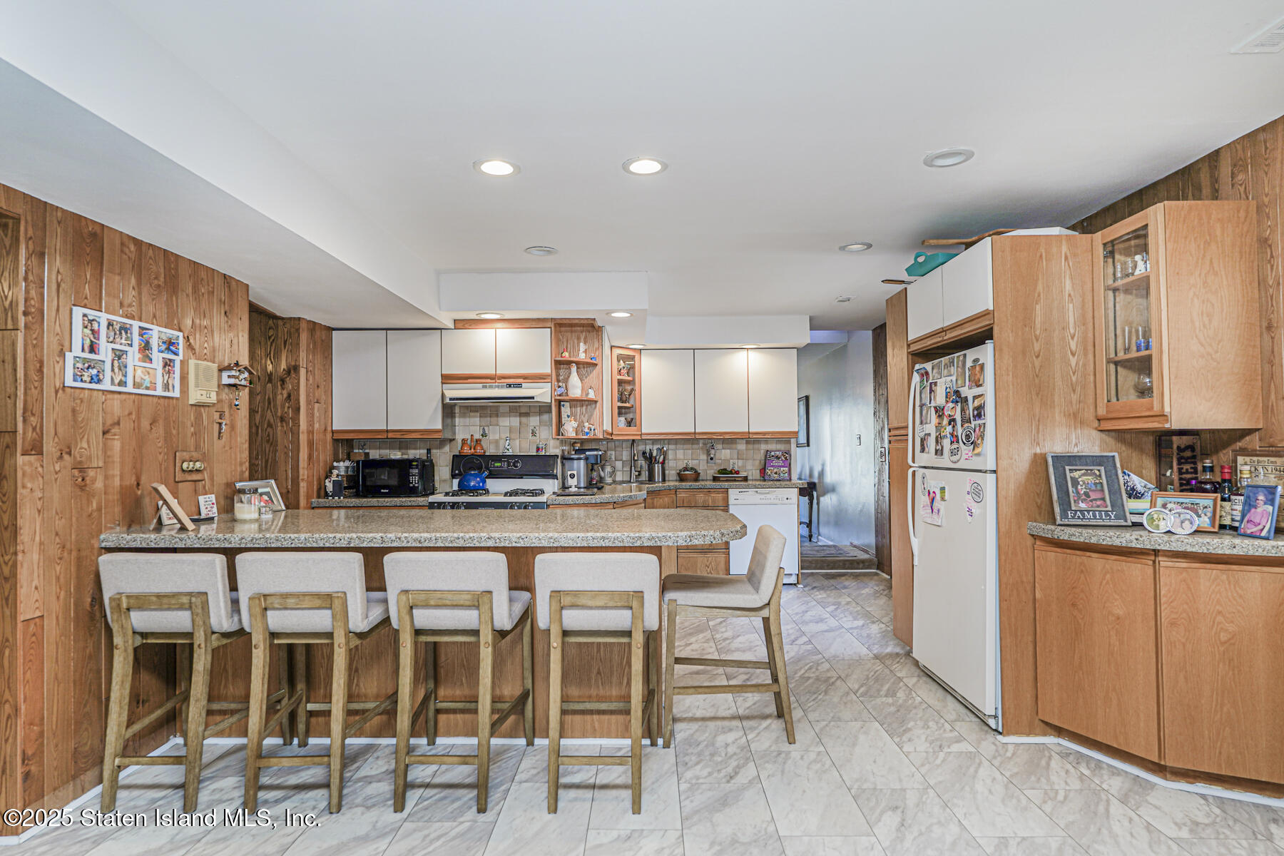 Staten Island, New York 10306, United States, 3 Bedrooms Bedrooms, ,2 BathroomsBathrooms,Residential,Active,207262