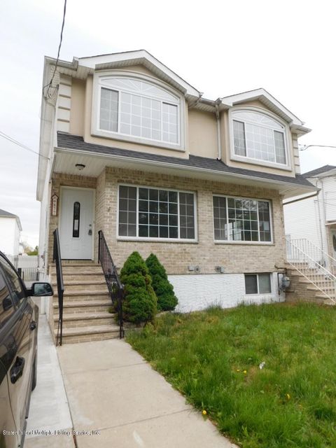 Homes For Sale - 877 Travis Avenue<br/> Richmond County, Staten Island, NY 10314