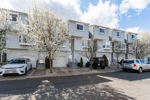 Photo of 110 Dinsmore Street #110f, Staten Island, NY 10314 (MLS # 2601803)