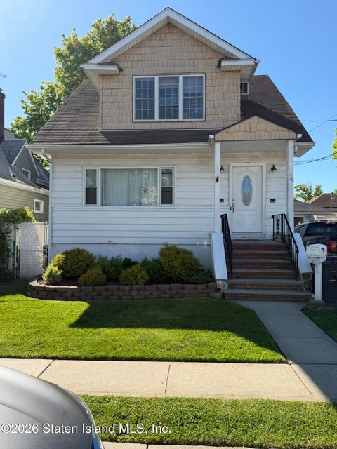 Photo of 130 Driggs Street, Staten Island, NY 10308 (MLS # 2602886)
