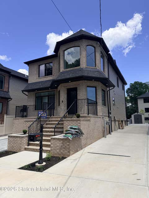 Apartment For Rent - 393 Philip Avenue #2<br/> Staten Island, NY 10312