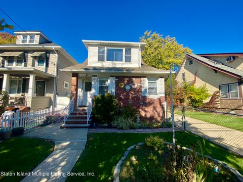Photo of 298 Decker Avenue, Staten Island, NY 10302 (MLS # 1158555)