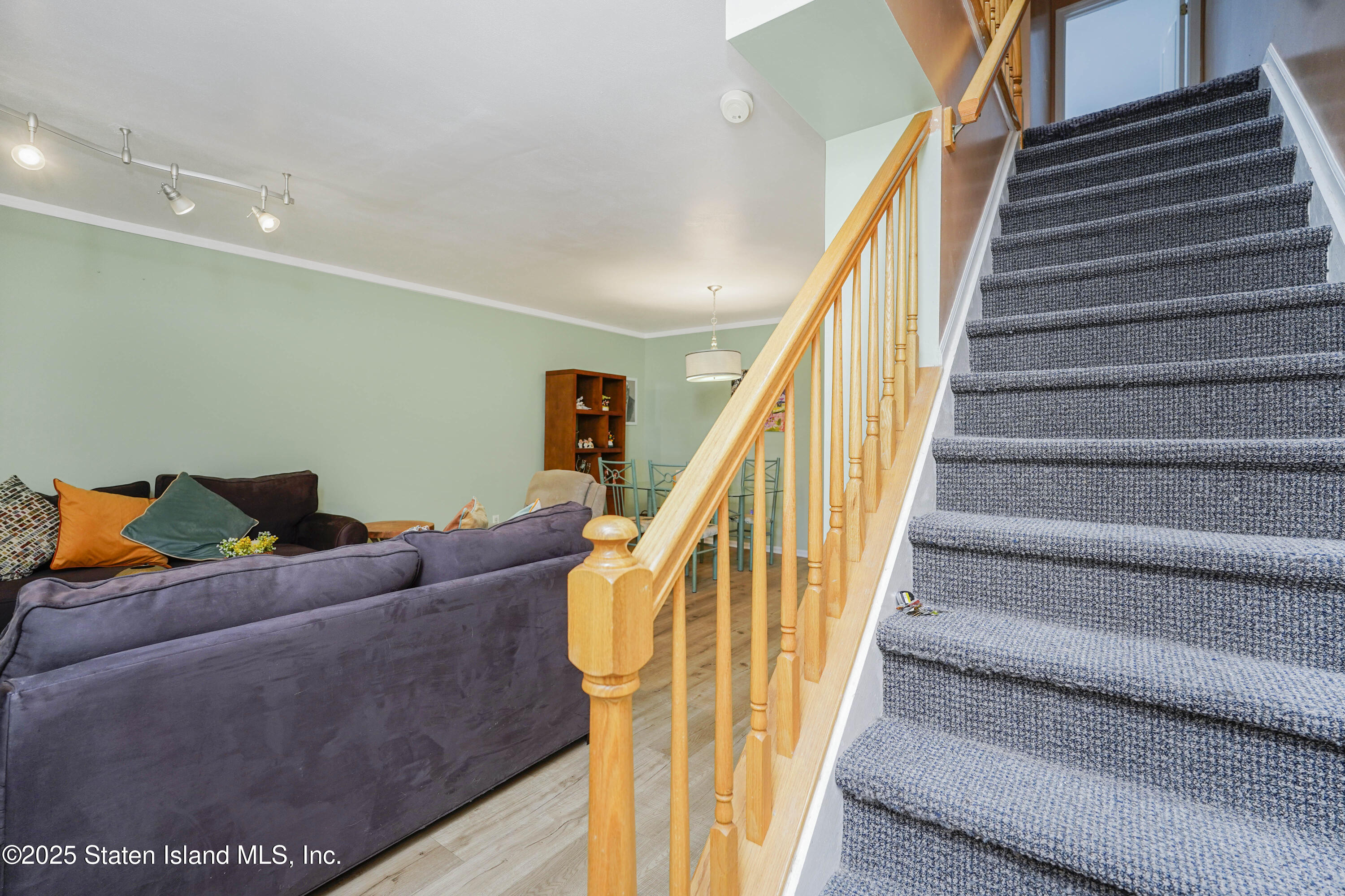 119 Glenn Road, Staten Island, New York image 12