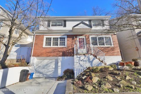 Photo of 299 Neal Dow Avenue, Staten Island, NY 10314 (MLS # 2400703)