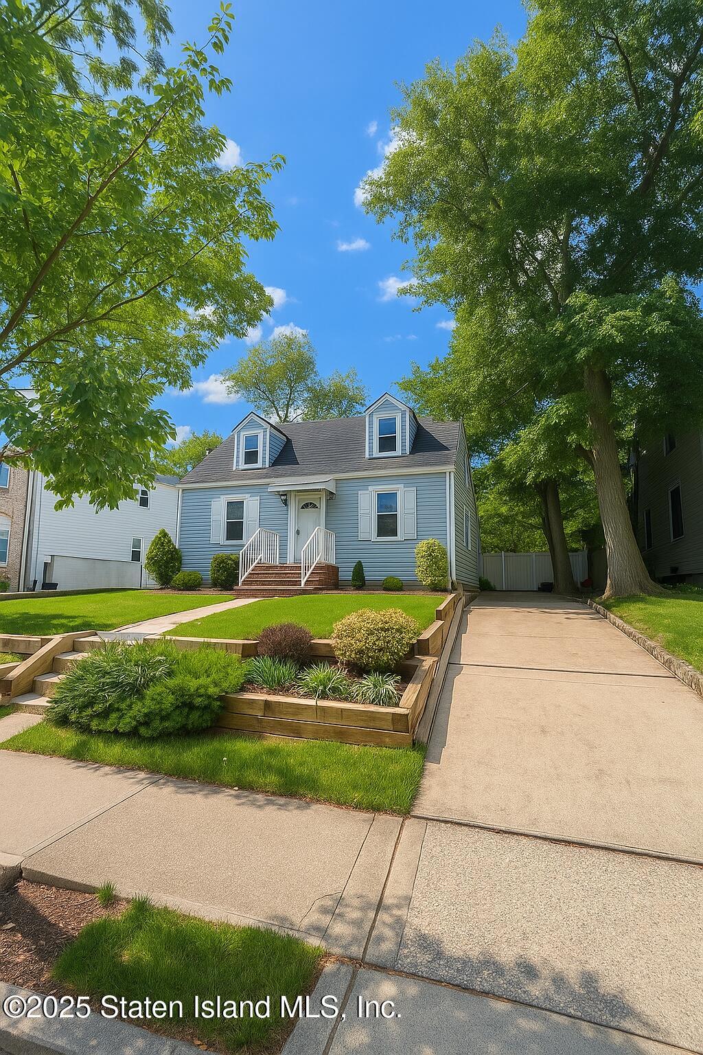 68 Elkhart Street, Staten Island, New York image 6