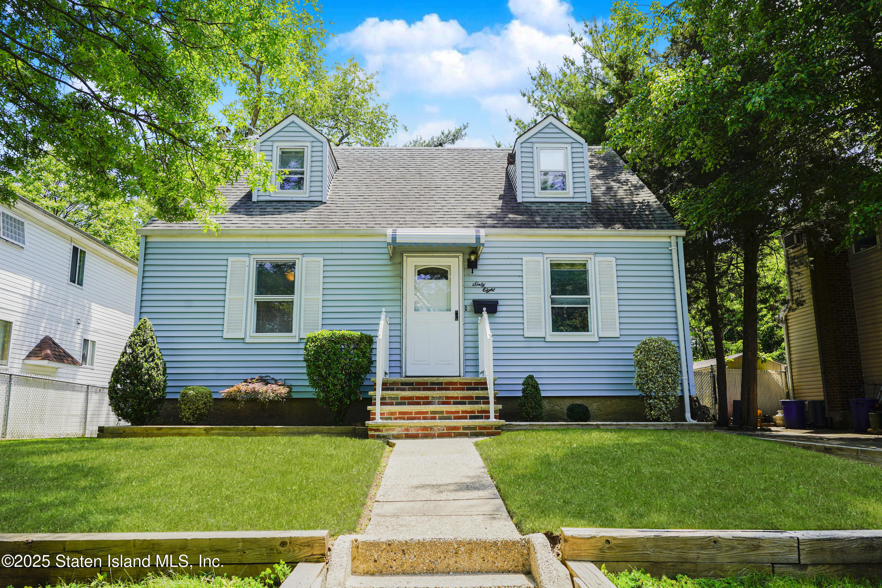 68 Elkhart Street, Staten Island, New York image 5