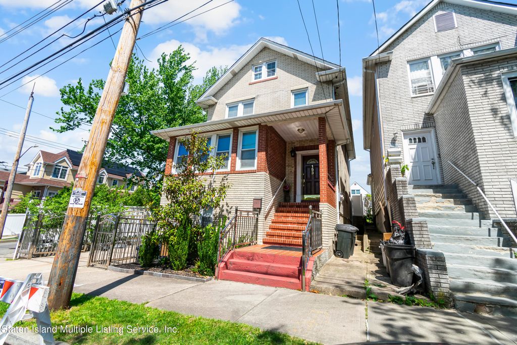 Photo of 153 Wellbrook Avenue, Staten Island, NY 10314 (MLS # 1165060)