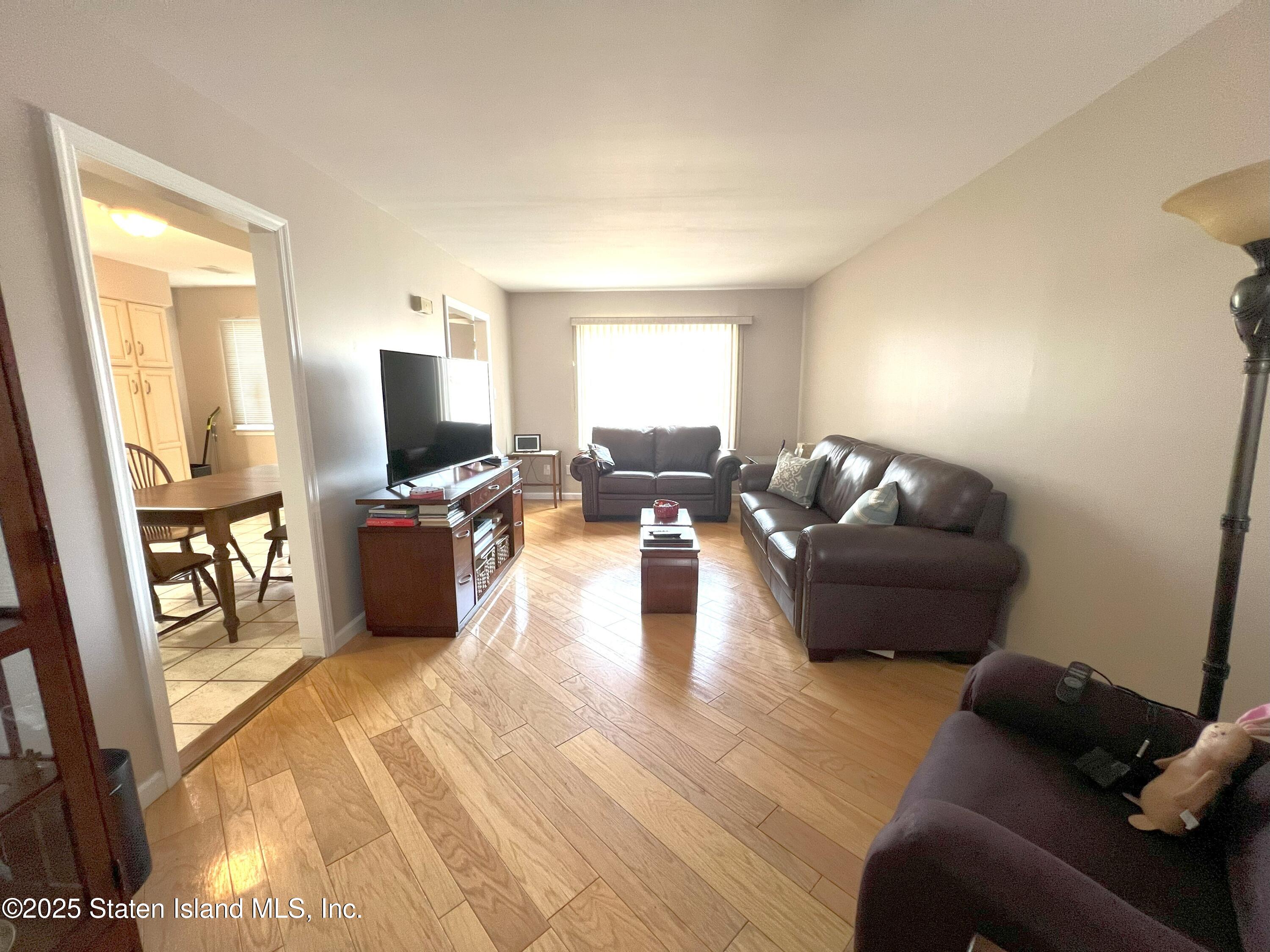 29 Shirra Avenue, Staten Island, New York image 10