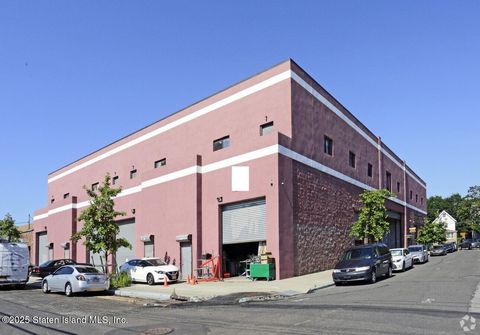 Photo of 80 Granite Avenue #D, Staten Island, NY 10303 (MLS # 2501341)