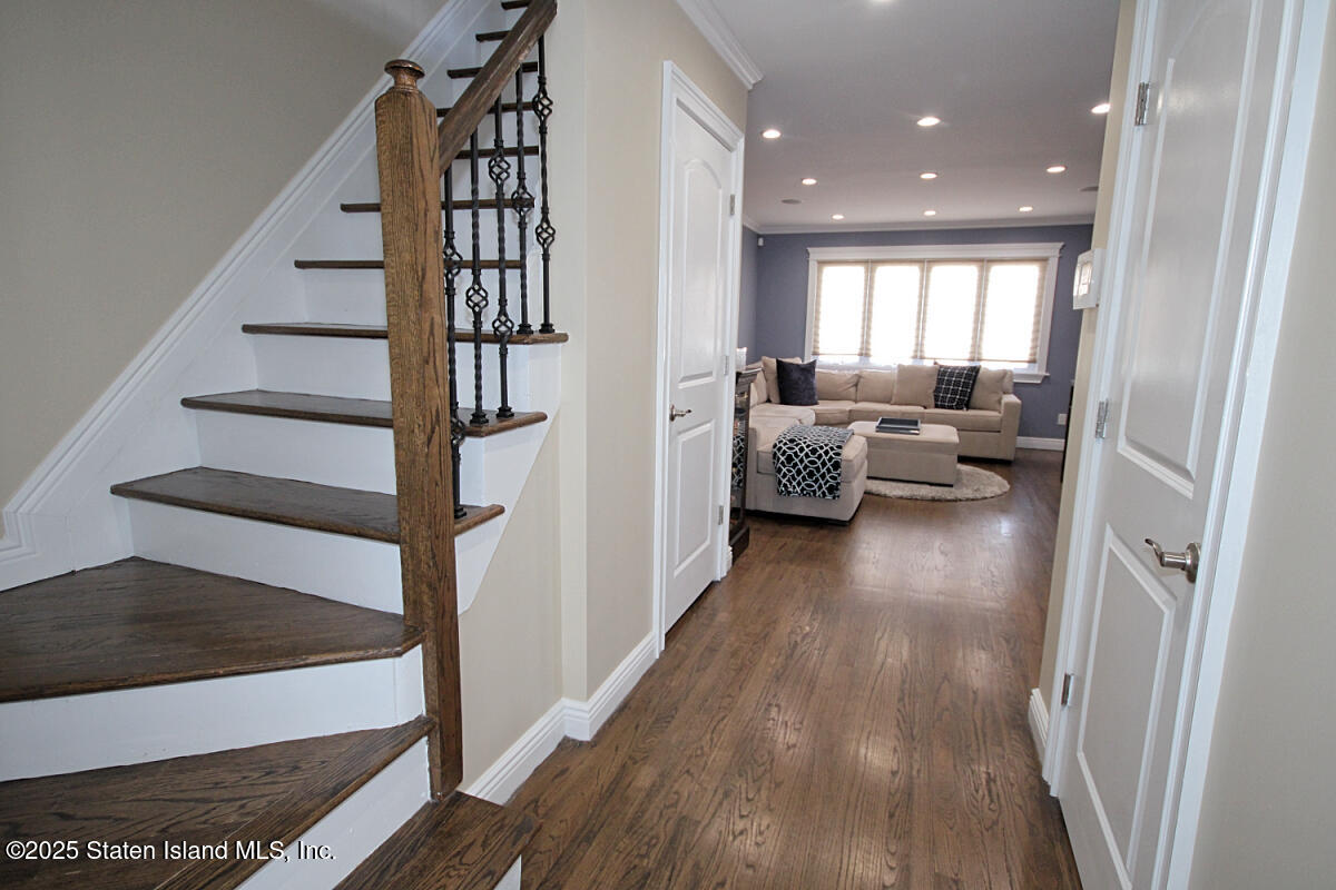 140 Roman Avenue, Staten Island, New York image 12