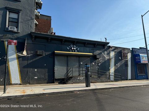 Photo of 1802 College Point Boulevard #1r, Queens, NY 11356 (MLS # 2403971)