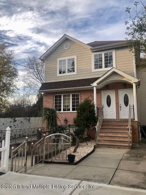 Photo of 5175 Amboy Road #2, Staten Island, NY 10312 (MLS # 1165498)