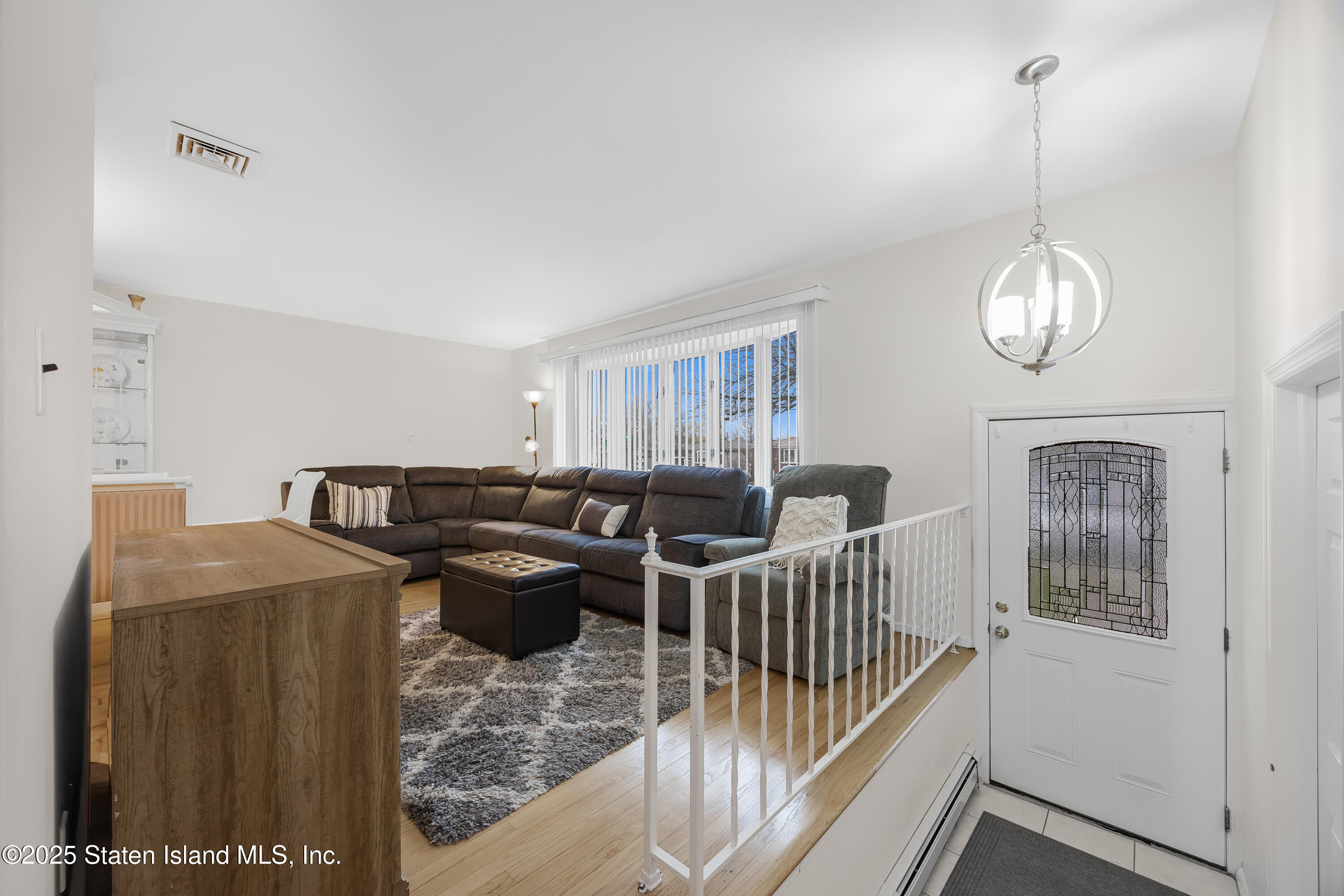 227 Woods Of Arden Road, Staten Island, New York image 5