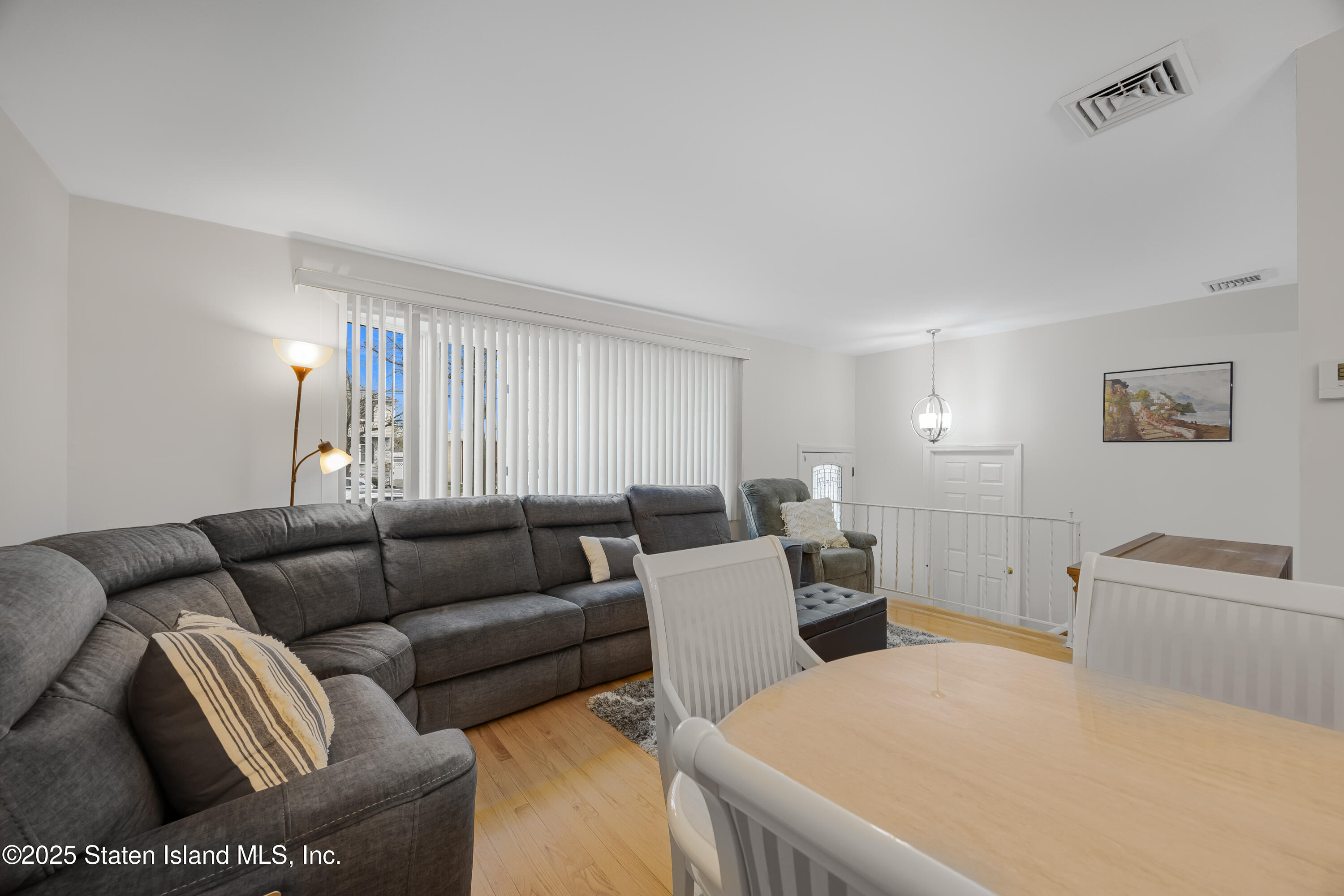 227 Woods Of Arden Road, Staten Island, New York image 7