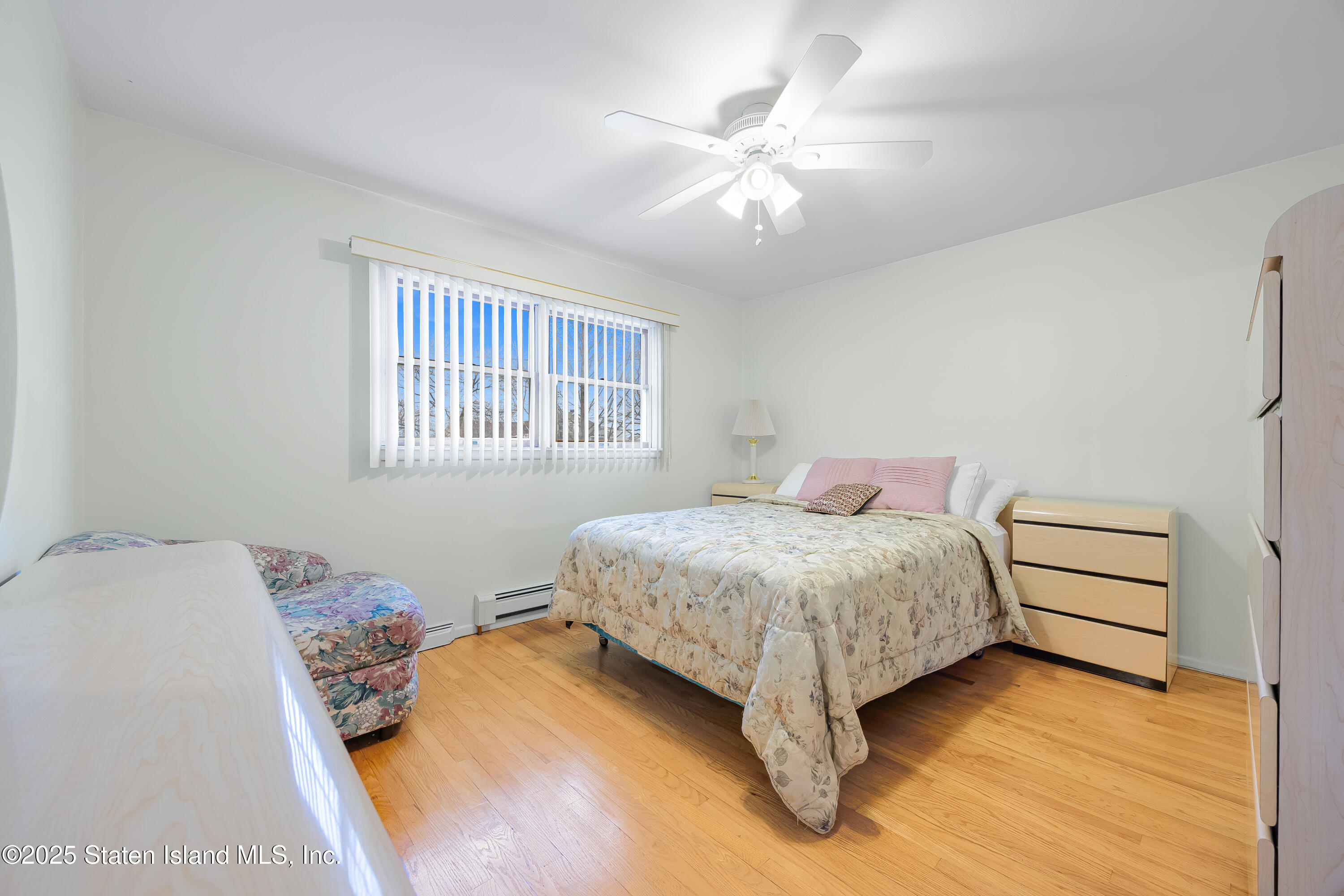 227 Woods Of Arden Road, Staten Island, New York image 16