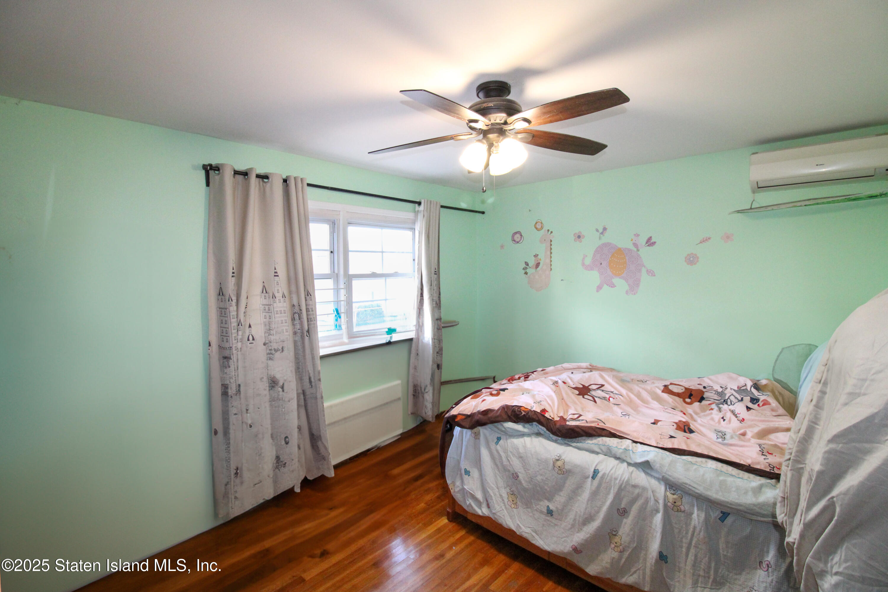 126 Waldron Avenue, Staten Island, New York image 8