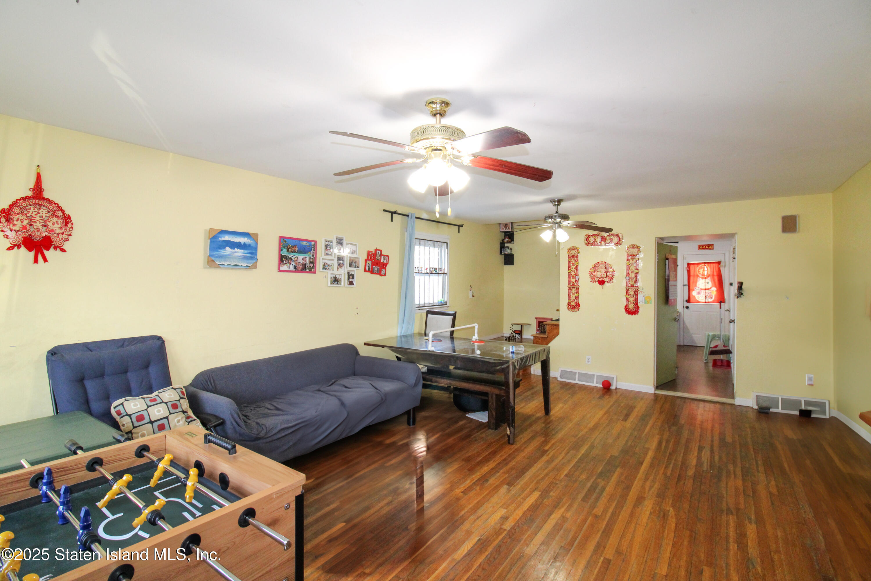 126 Waldron Avenue, Staten Island, New York image 3