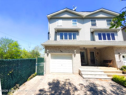 Photo of 43 Monterey Avenue, Staten Island, NY 10312 (MLS # 2602533)