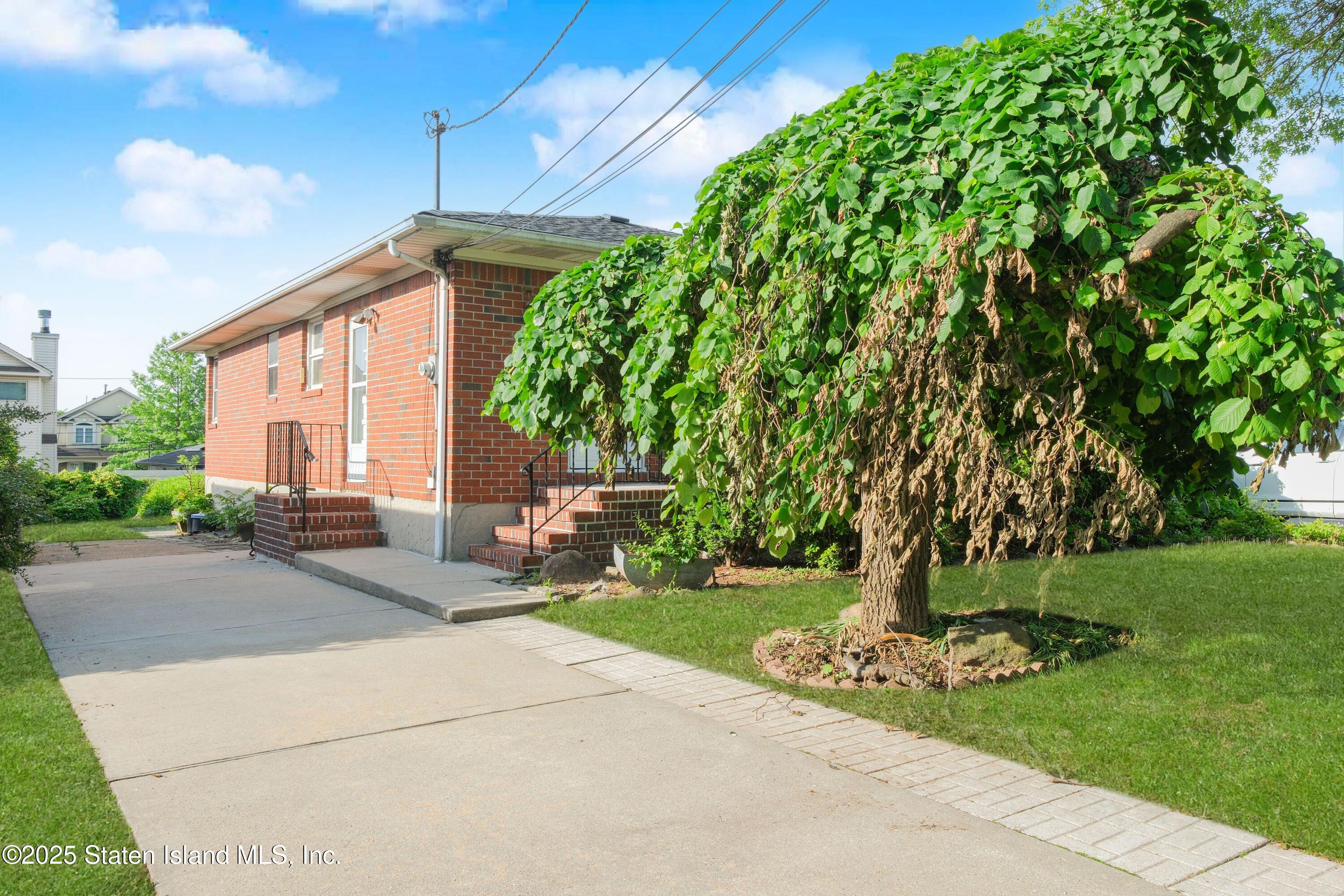 960 Rensselaer Avenue, Staten Island, New York image 10