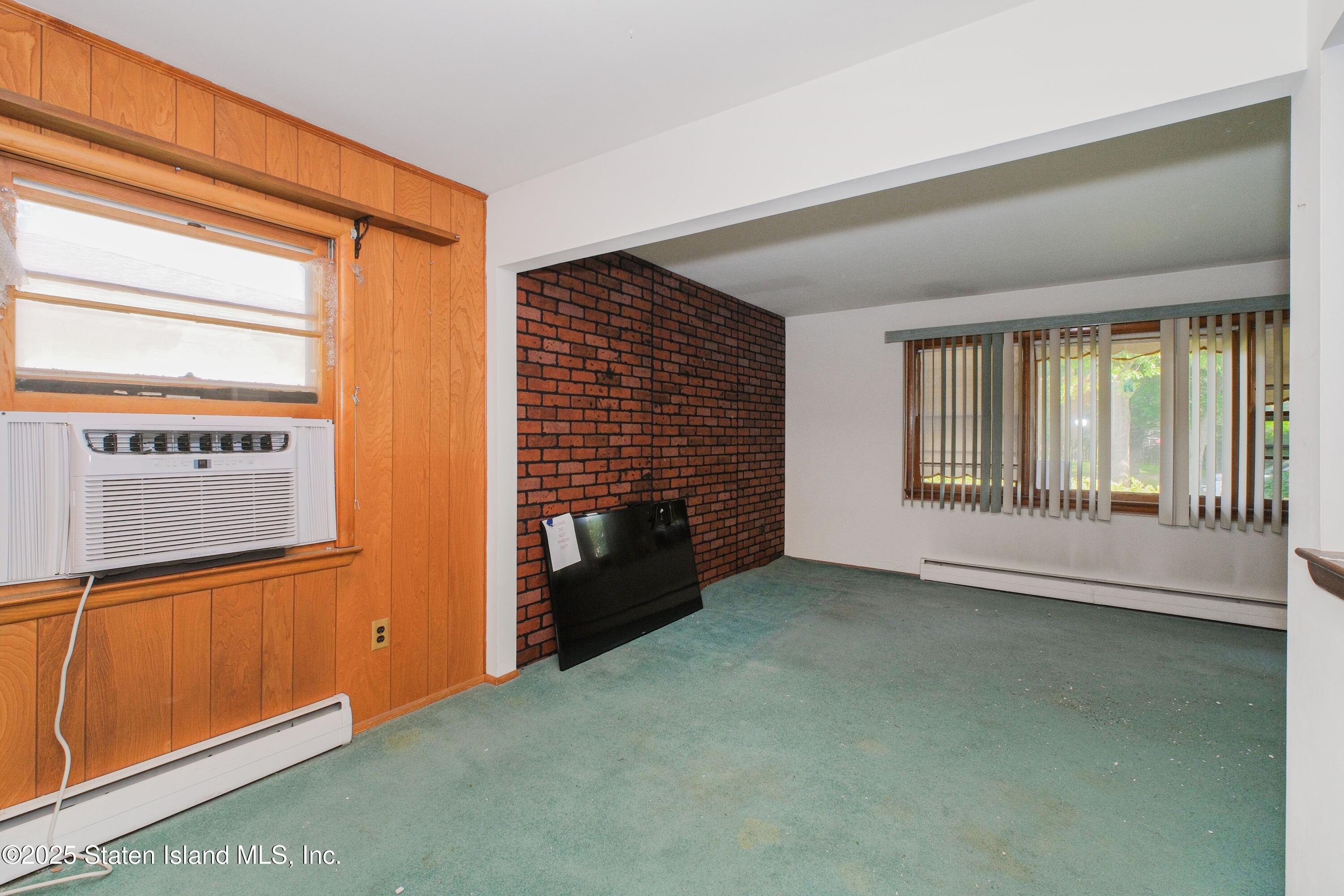 960 Rensselaer Avenue, Staten Island, New York image 17