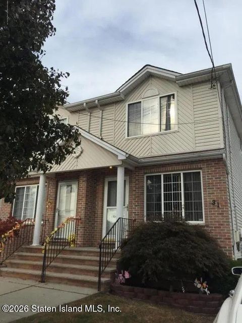 Photo of 31 Beresford Avenue, Staten Island, NY 10314 (MLS # 2601563)