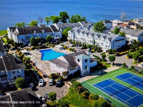 Photo of 645 Johnston Terrace Ter, Staten Island, NY 10309 (MLS # 2601261)