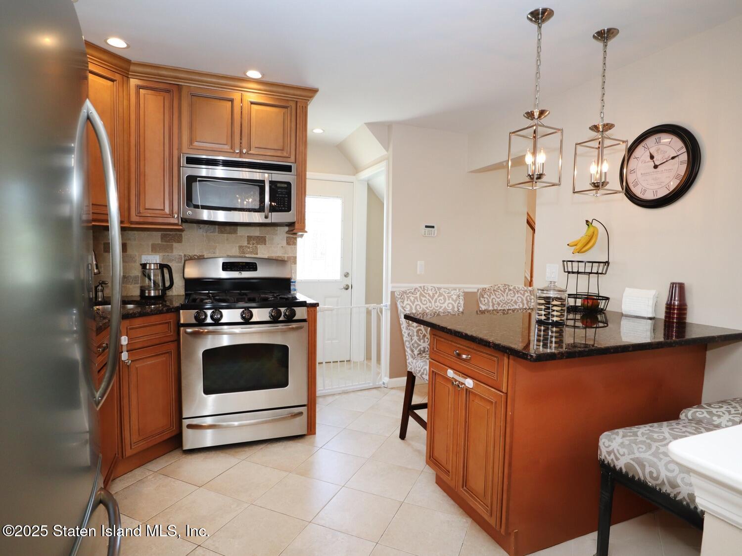 4581 Hylan Boulevard, Staten Island, New York image 4