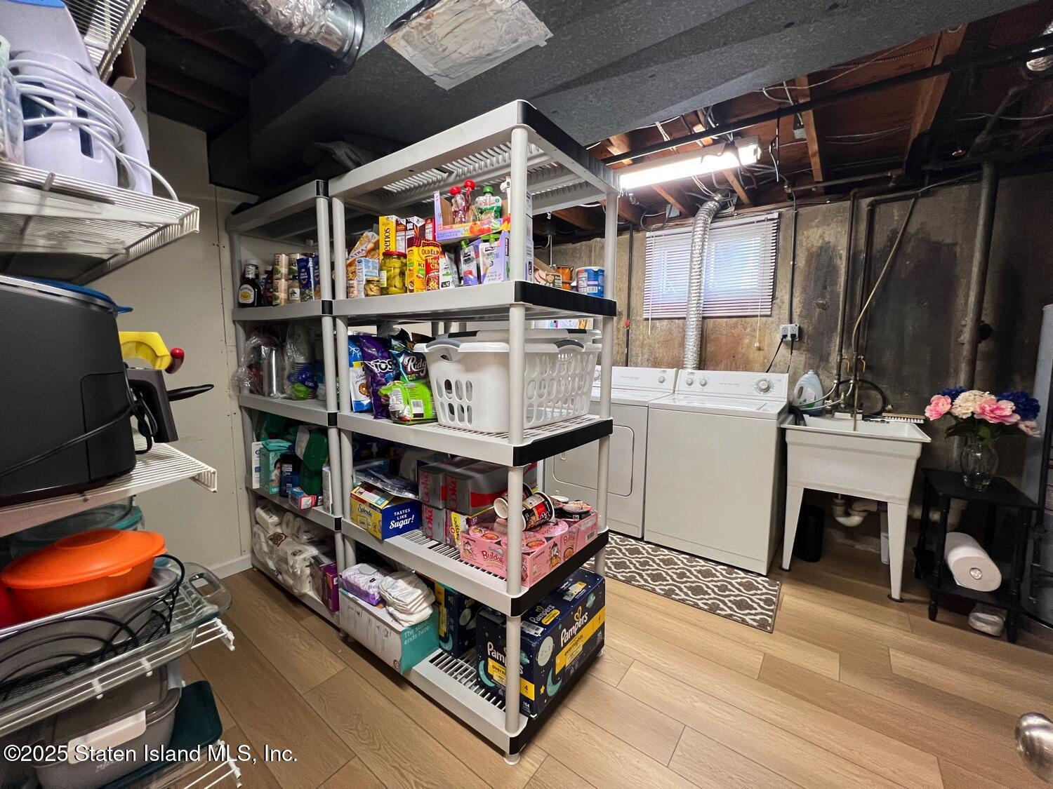 4581 Hylan Boulevard, Staten Island, New York image 27