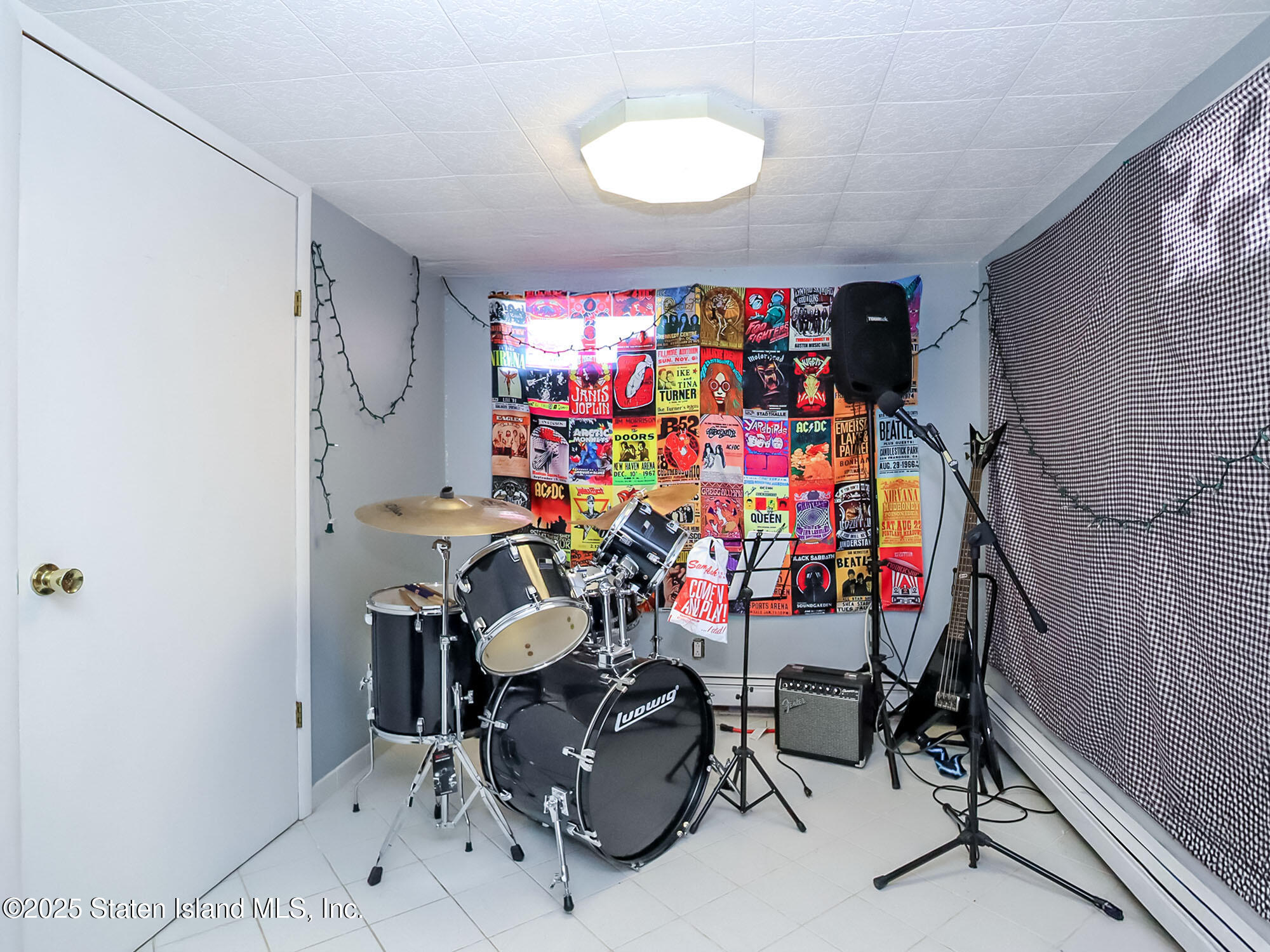 293 Chesterton Avenue, Staten Island, New York image 25