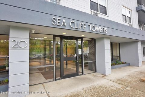 Photo of 20 Cliff Street #7j, Staten Island, NY 10305 (MLS # 1161879)